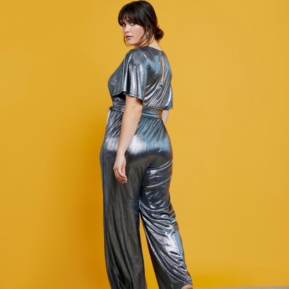 Refinery29 x ELOQUII disco hipster Party Silver Metallic V-Neck Jumpsuit R29 14 - Picture 2 of 16
